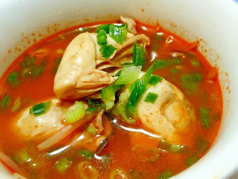 キムチで作る簡単スープ☆牡蠣ともやしの韓国風スープ